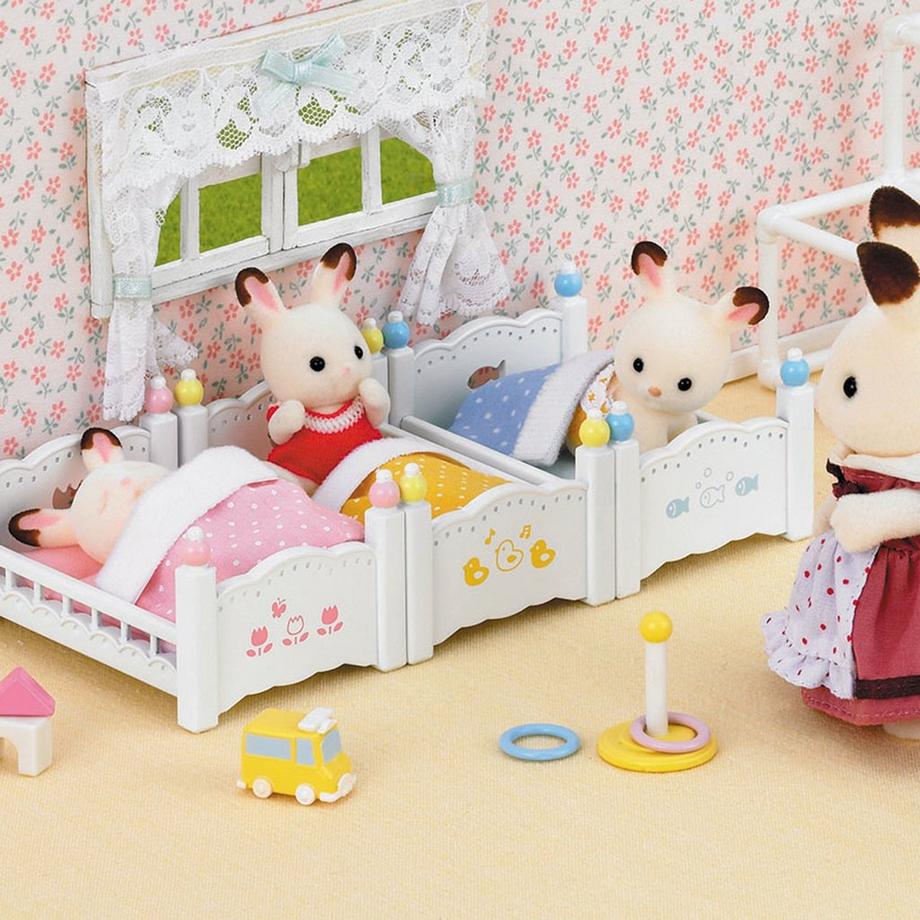 Sylvanian Families  Dreistöckiges Babyhochbett 