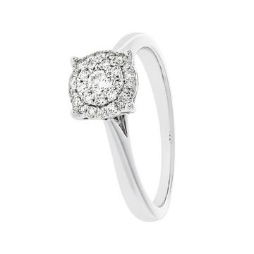 Ring mit Diamant