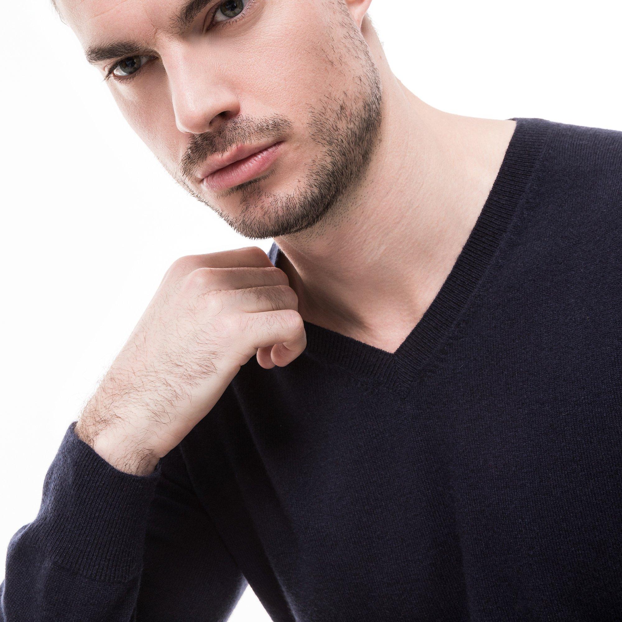 Manor Man Pull cachemire col V  