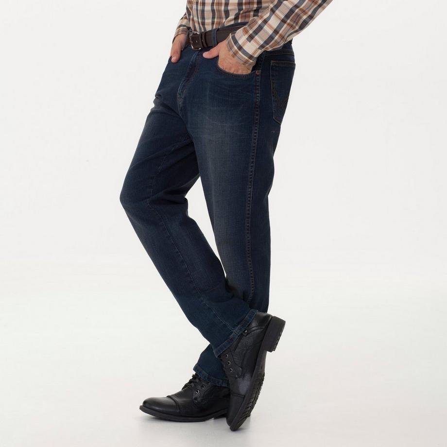 Wrangler Texas Stretch Regular Fit Jeans  