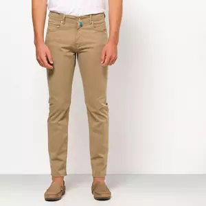 Pantalone, Modern Fit