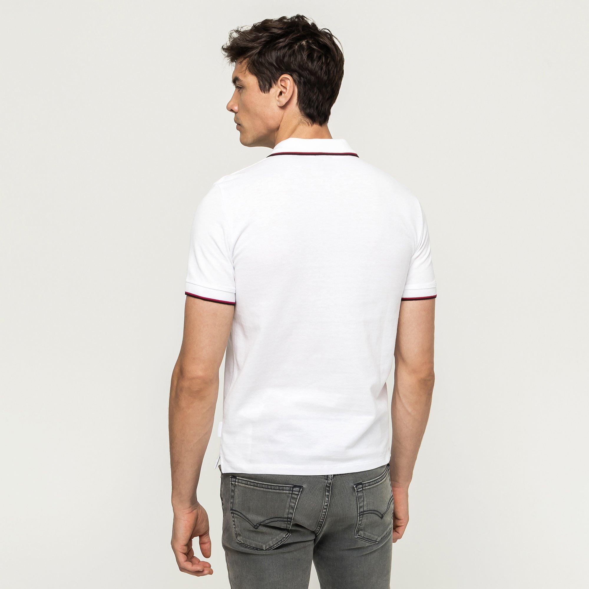 Armani Exchange Modern Fit Kurzarm Poloshirt  