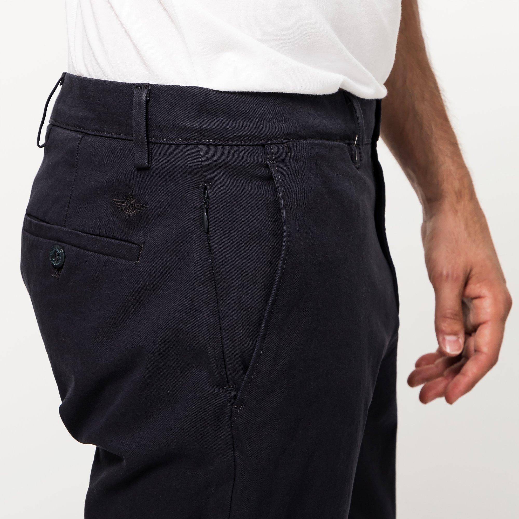 Dockers Smart 360 Flex Alpha Slim Cord Chinohose, Tapered Fit 
