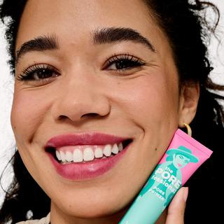 benefit  The POREfessional Primer 