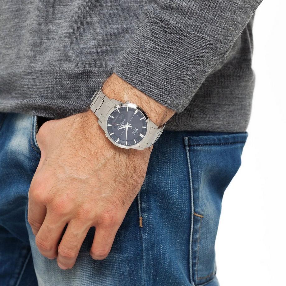 CASIO Radio Controlled Couleur Argent 40mm 