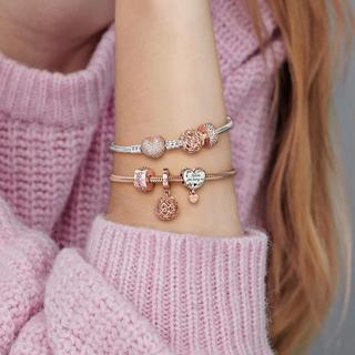 PANDORA Moments Bracelet 