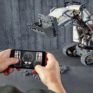 LEGO®  42100 Liebherr Bagger R 9800 