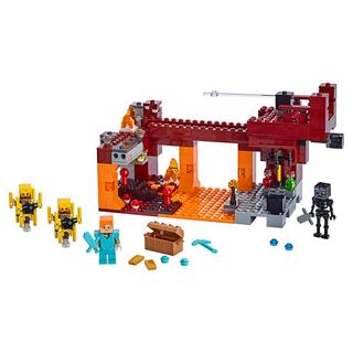 LEGO  21154 Le pont de Blaze 