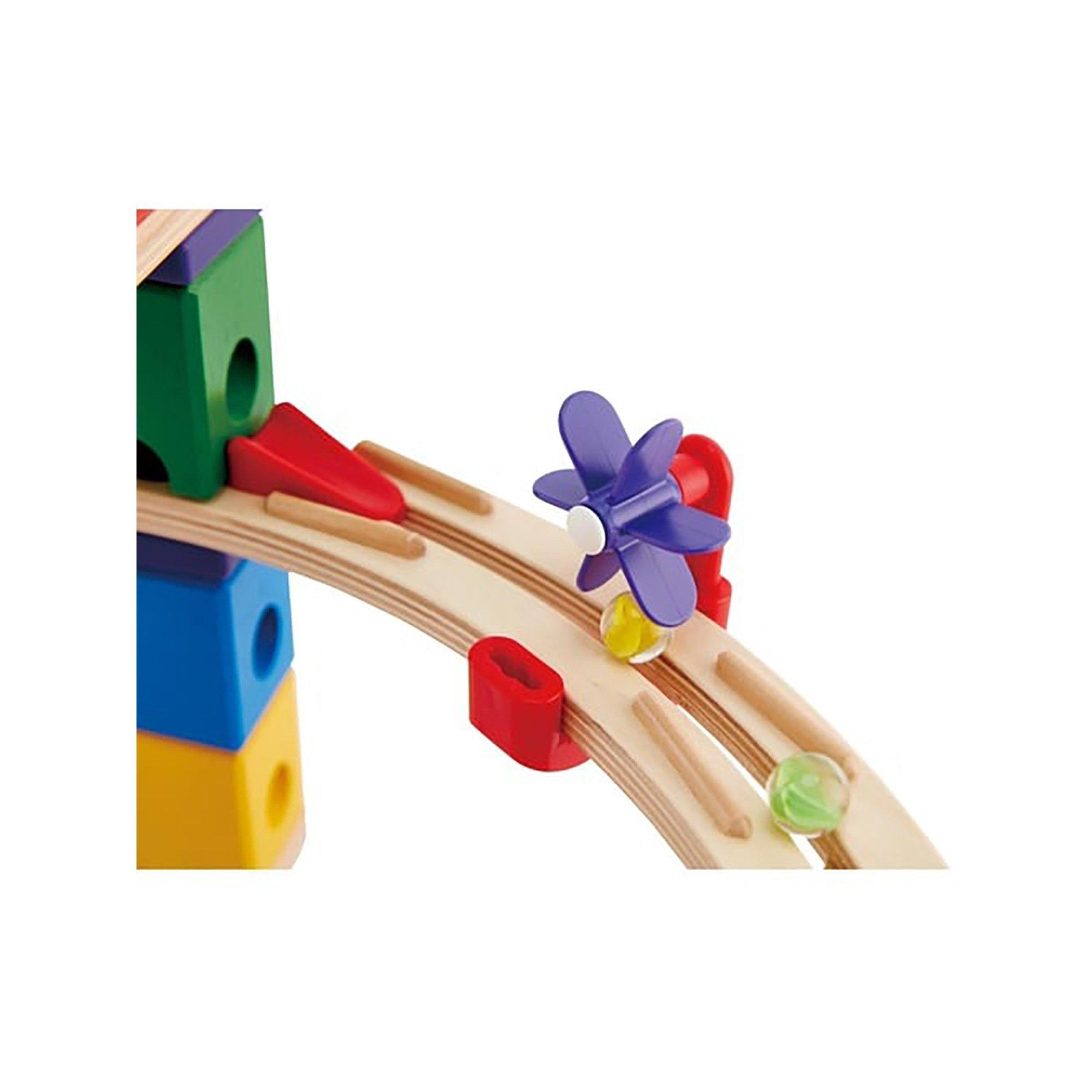 Hape  Corsa verso il traguardo 