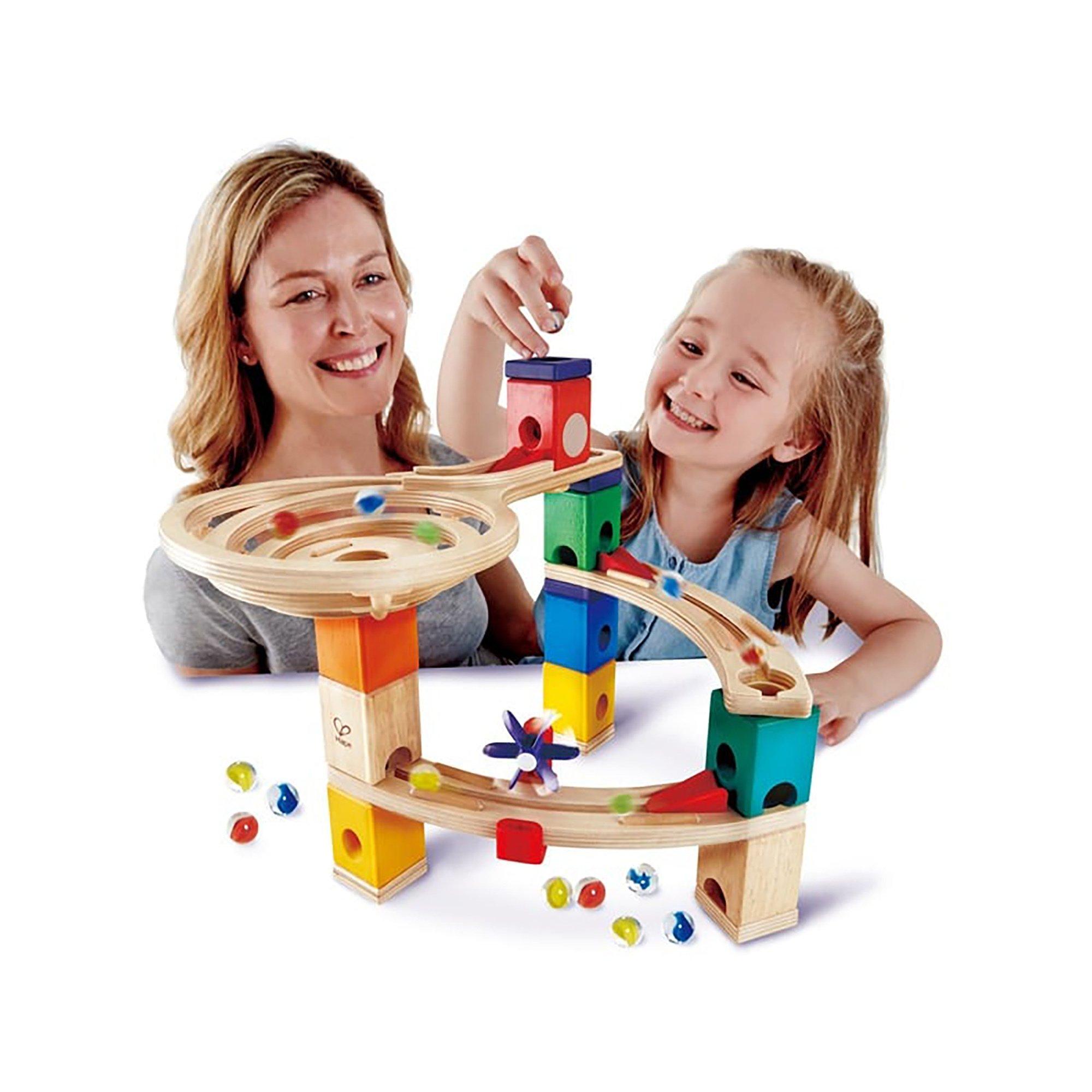 Hape  Corsa verso il traguardo 