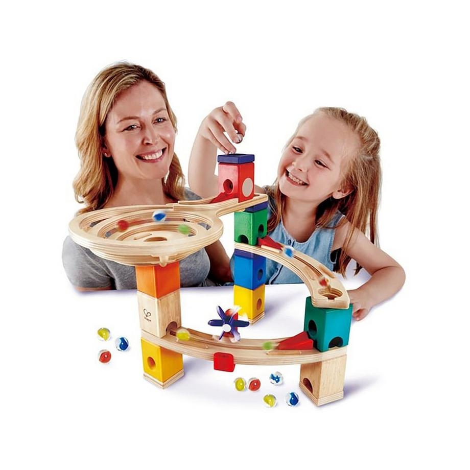 Hape  Race to the finish 