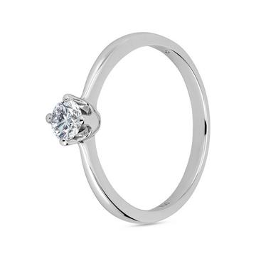 Ring mit Diamant