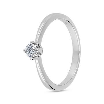 Ring mit Diamant