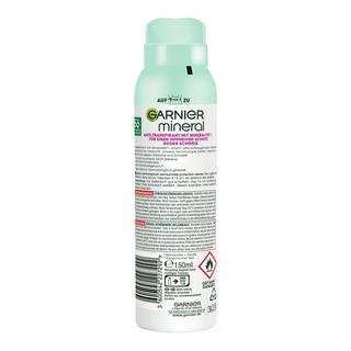 GARNIER  Mineral UltraDry Spray, Anti-Transpirant, Protection intense jusqu'à 48h 