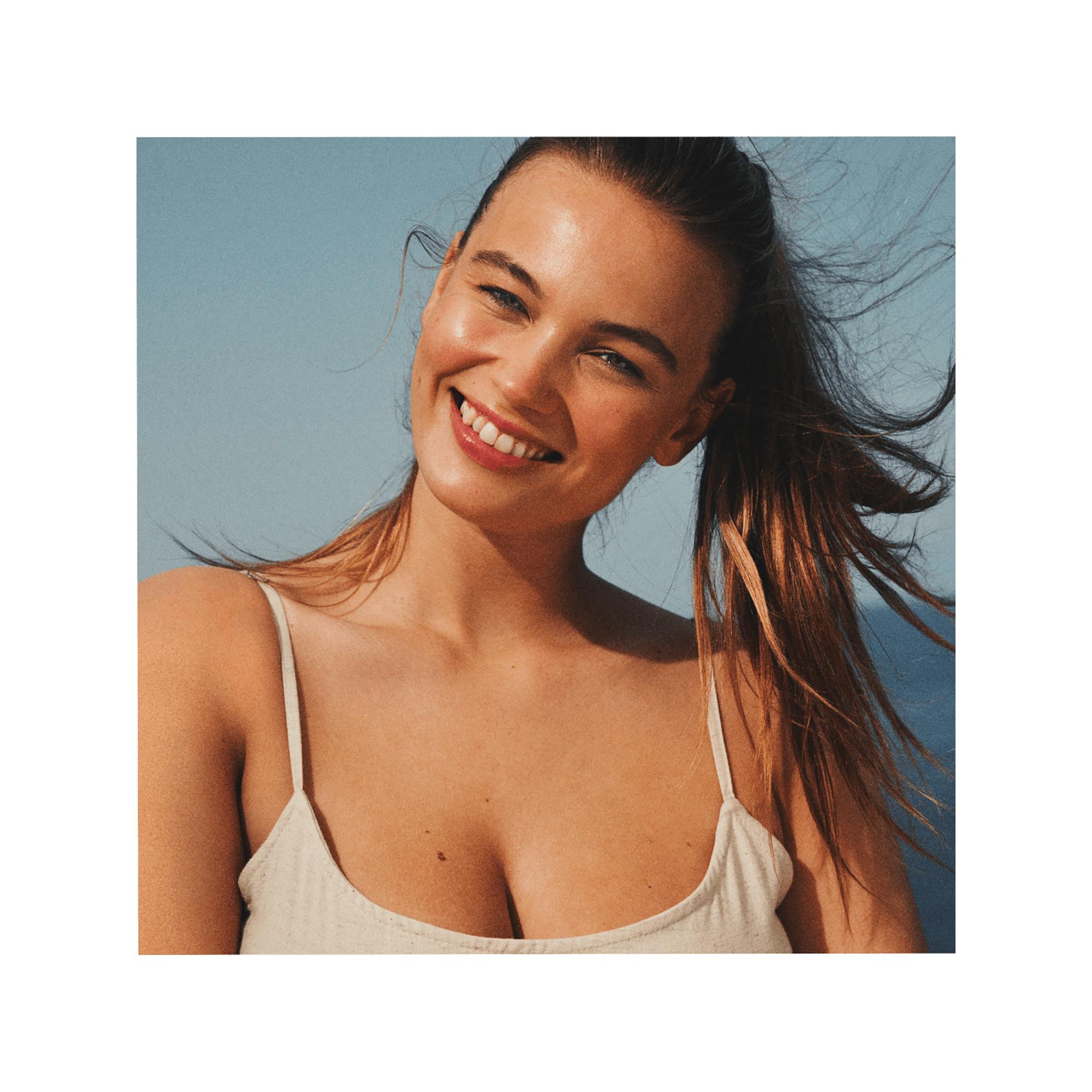 HAWAIIAN Glowing Protection SPF 50+ Sonnenmilch 