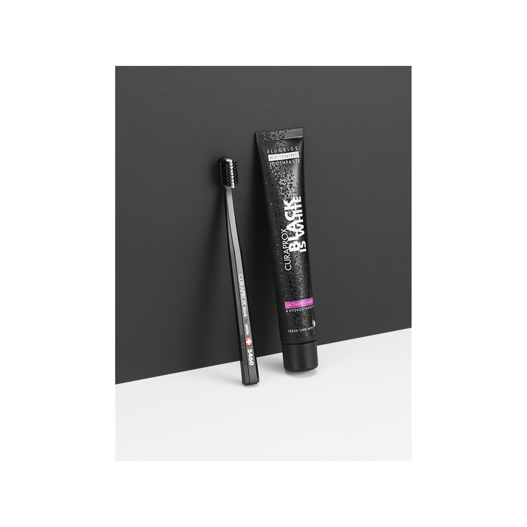 CURAPROX test4 Dentifricio Black is white, 90 ml con spazzolino 
