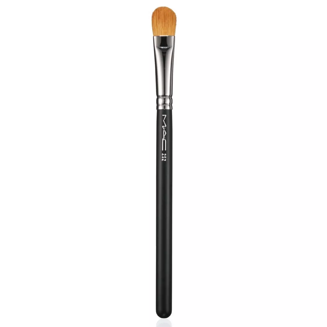MAC Cosmetics - 252 Large Shader, Beige