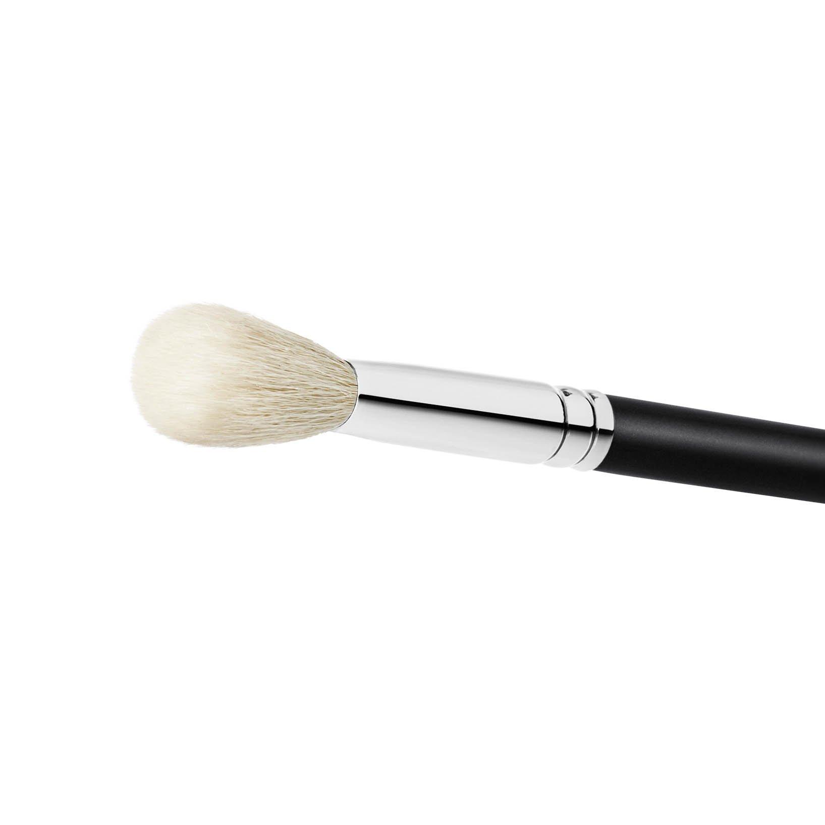 MAC Cosmetics  Large Angled Contour Brush 168 