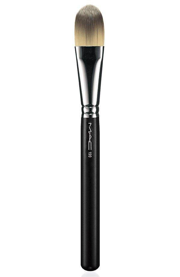 Image of MAC Cosmetics 190 Foundation Brush