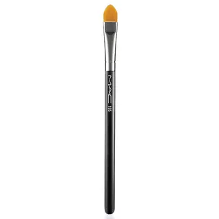MAC Cosmetics  195 CONCEALER BRUSH 