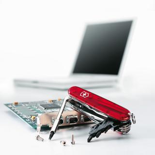 VICTORINOX Coltello da tasca CyberTool M 