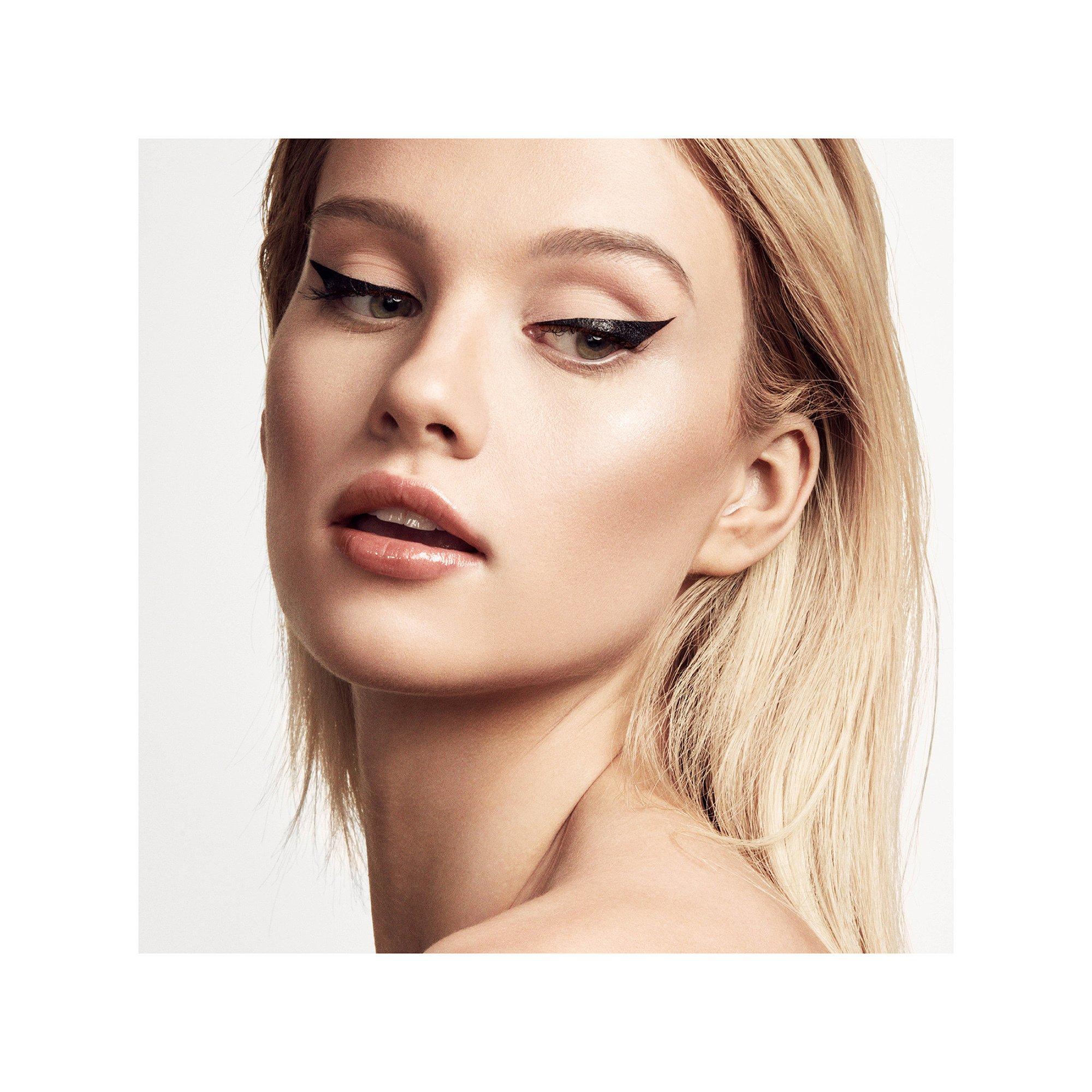 Fenty Beauty By Rihanna  Flyliner Longwear Liquid Eyeliner 