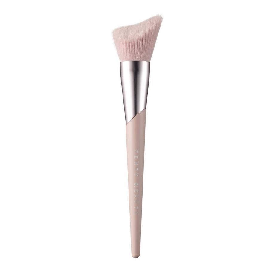 Fenty Beauty By Rihanna brush Cheek-Hugging Bronzer Pinsel 