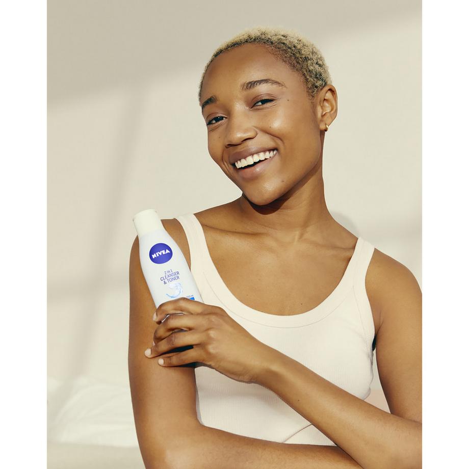 NIVEA Visage Sanft Latte detergente delicato 