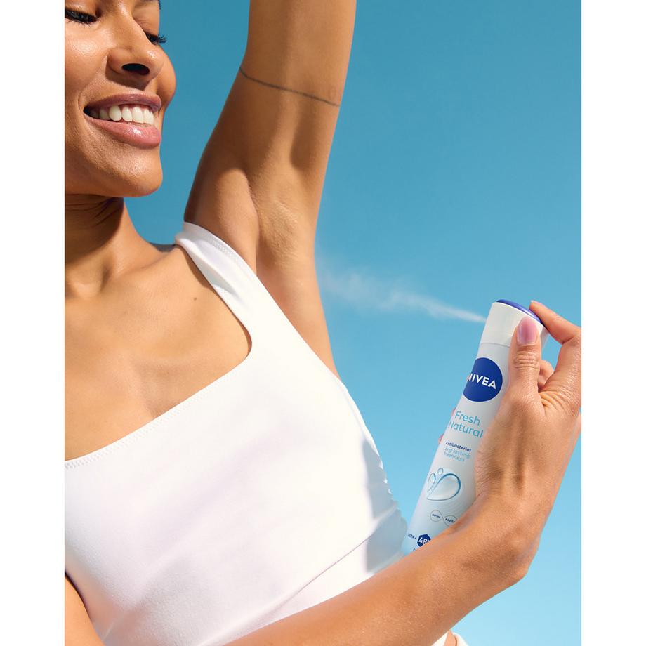 NIVEA  DEO Fresh Natural Spray Female 
