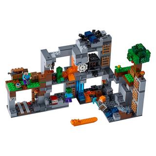 LEGO  21147 Avventure con la Bedrock 