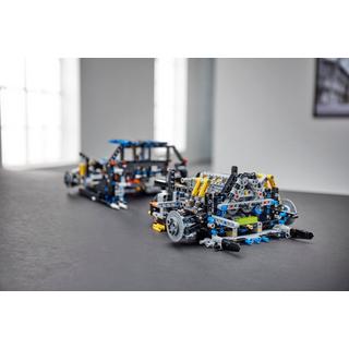 LEGO®  42083 Bugatti Chiron 