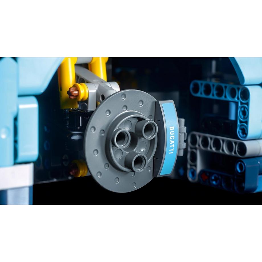 LEGO®  42083 Bugatti Chiron 