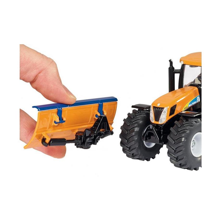 siku  Traktor mit Räumschild und Streuer 