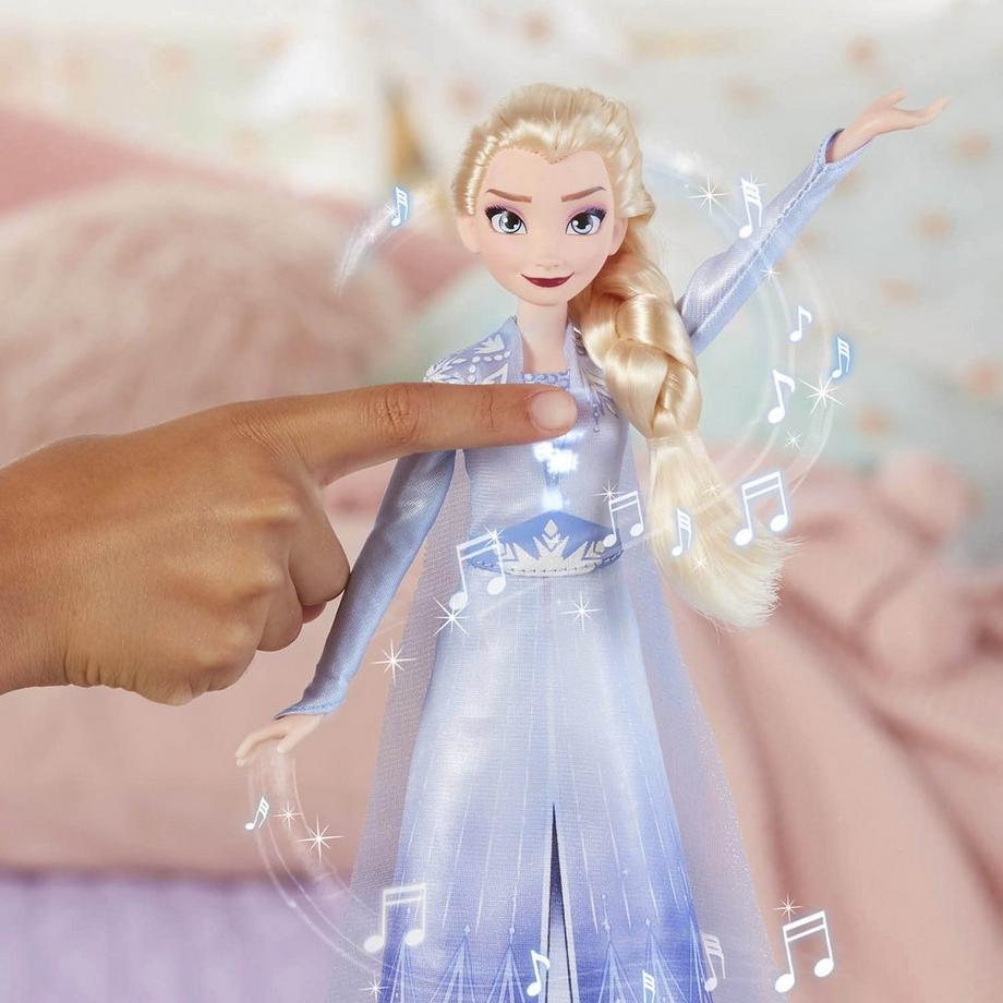 Hasbro *DF Singing Elsa Fr. Frozen II Elsa chantant Français 