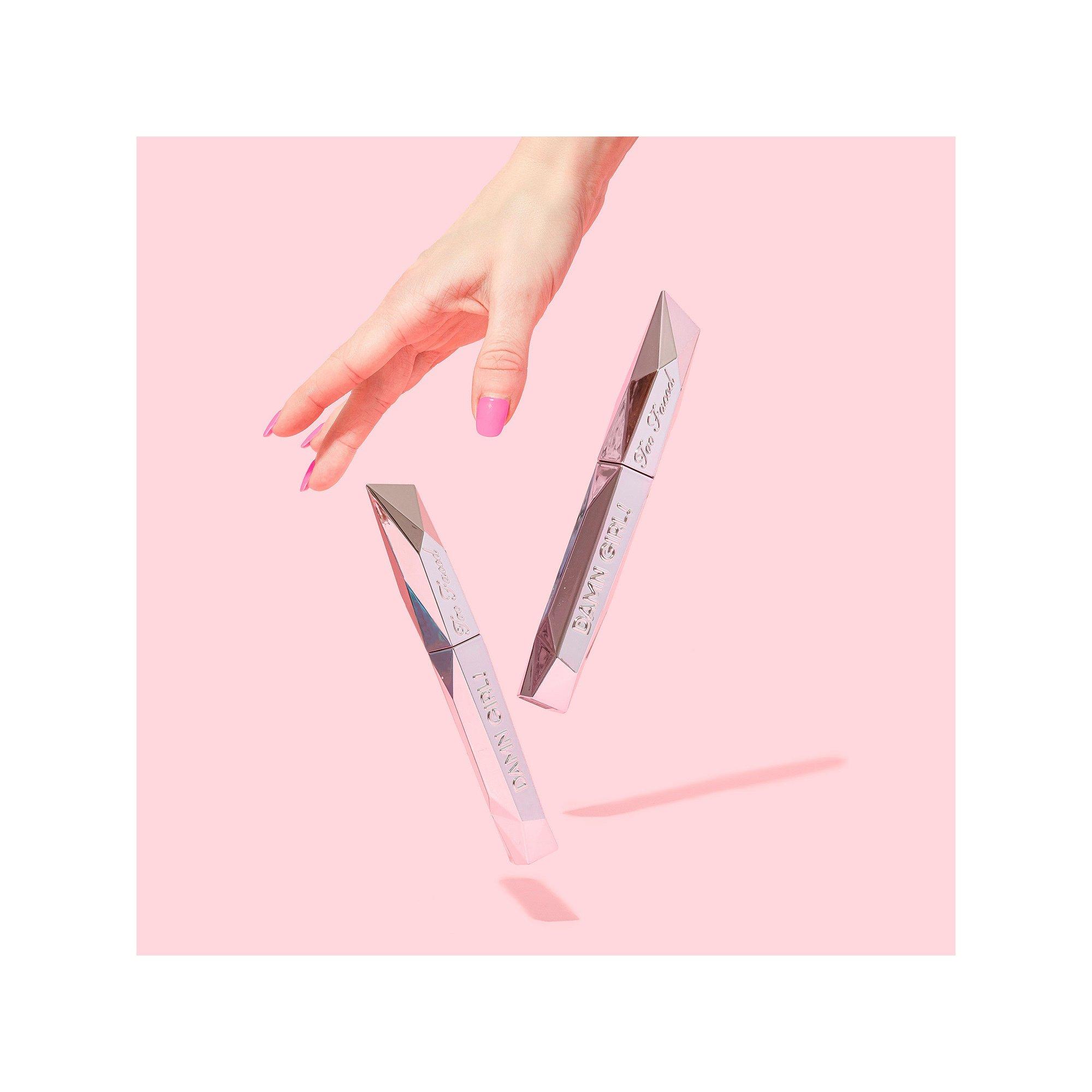 Too Faced Damn Girl! Mascara - Mascara Volume  