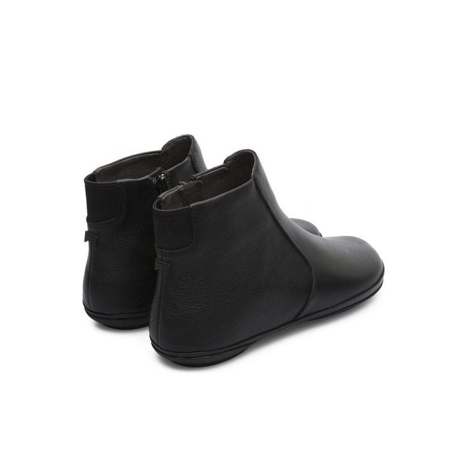 Camper  Stiefel Right 