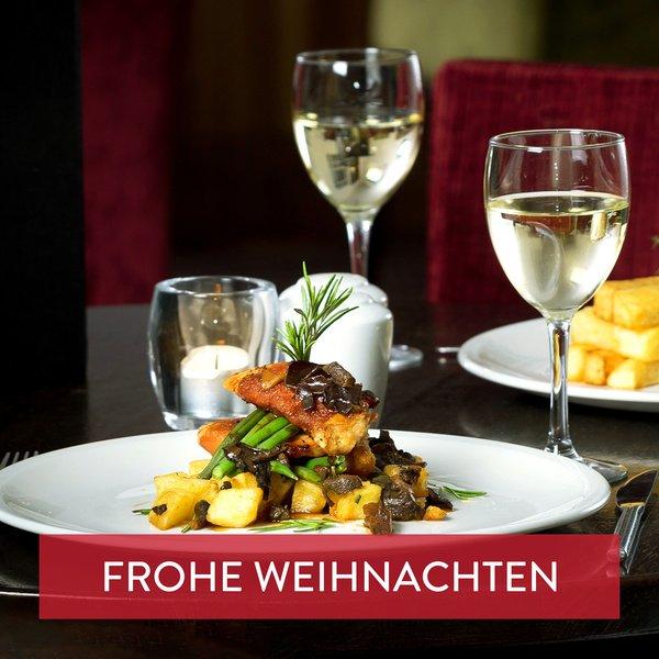 Image of Weihnachten Voller Geschmack: 1 Gourmet-abendessen Mit Getränken Für 2 Feinschmecker - Geschenkbox Unisex