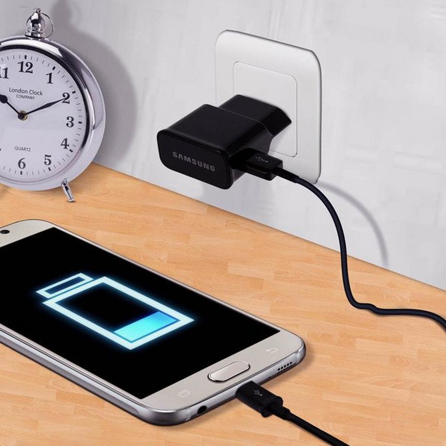 SAMSUNG  Chargeur USB Samsung + Câble micro USB 
