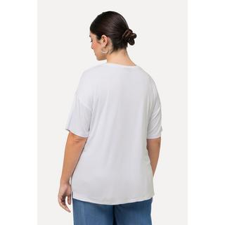 Ulla Popken  T-shirt avec petites pierres fantaisie et mélange d'imprimés. Col rond et manches courtes. 