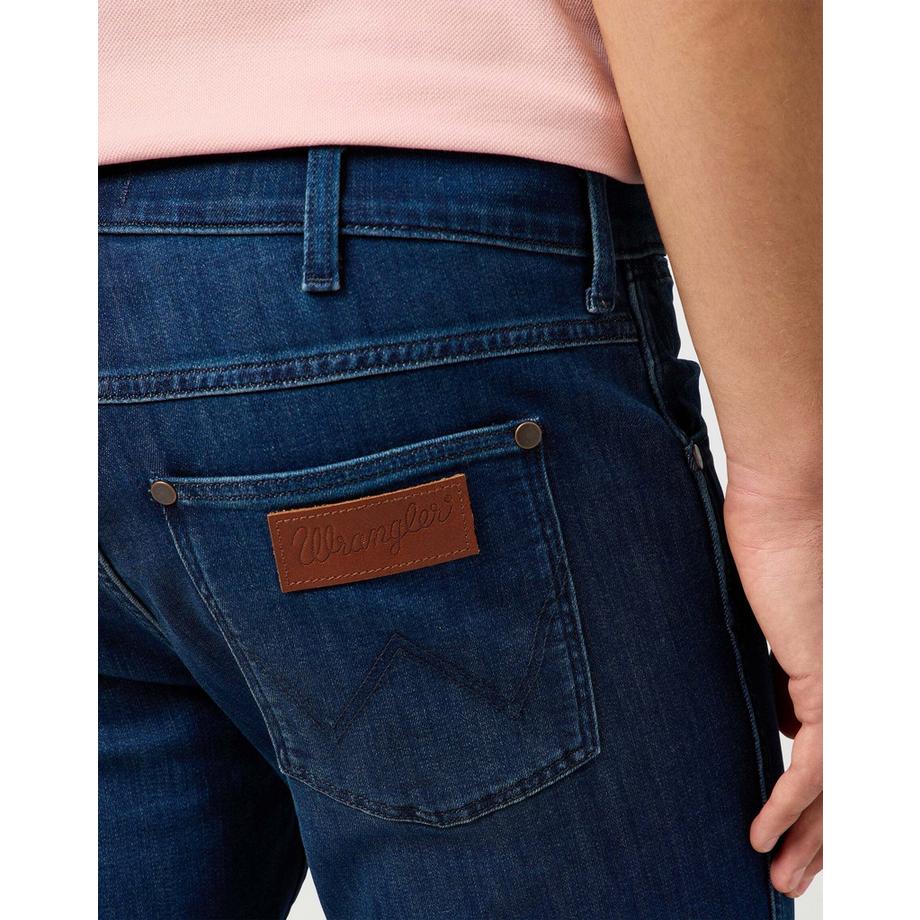 Wrangler Greensboro Regular Straight Leg Jeans  