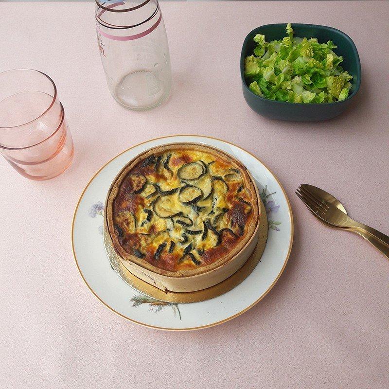 Image of Tischdecke abwaschbar rund oder ovale Pailletten Tischdecke abwaschbar rund oder ovale Pailletten