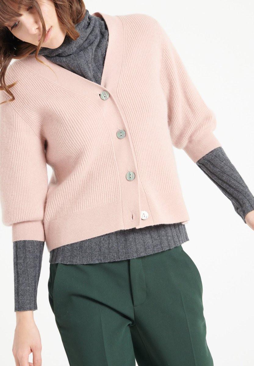 Studio Cashmere8  MIA 13 Strickjacke mit V-Ausschnitt und kurzen Ärmeln - 100% Kaschmir 