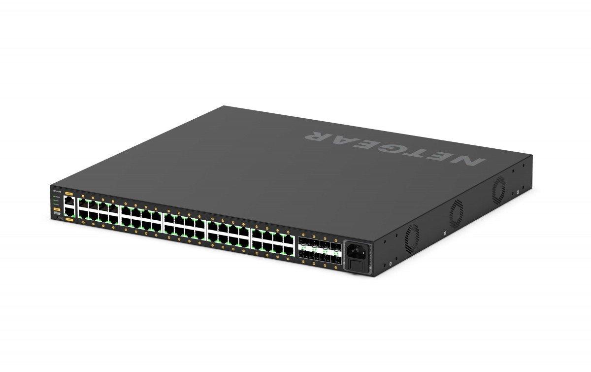 NETGEAR  Netgear PoE+ Switch AV Line M4250-40G8F-PoE+ 48 Port 