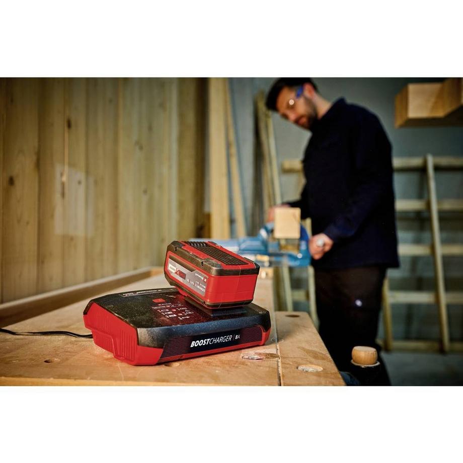Einhell  PXC Boostcharger 8A Power X-Change Schnellladegerät 
