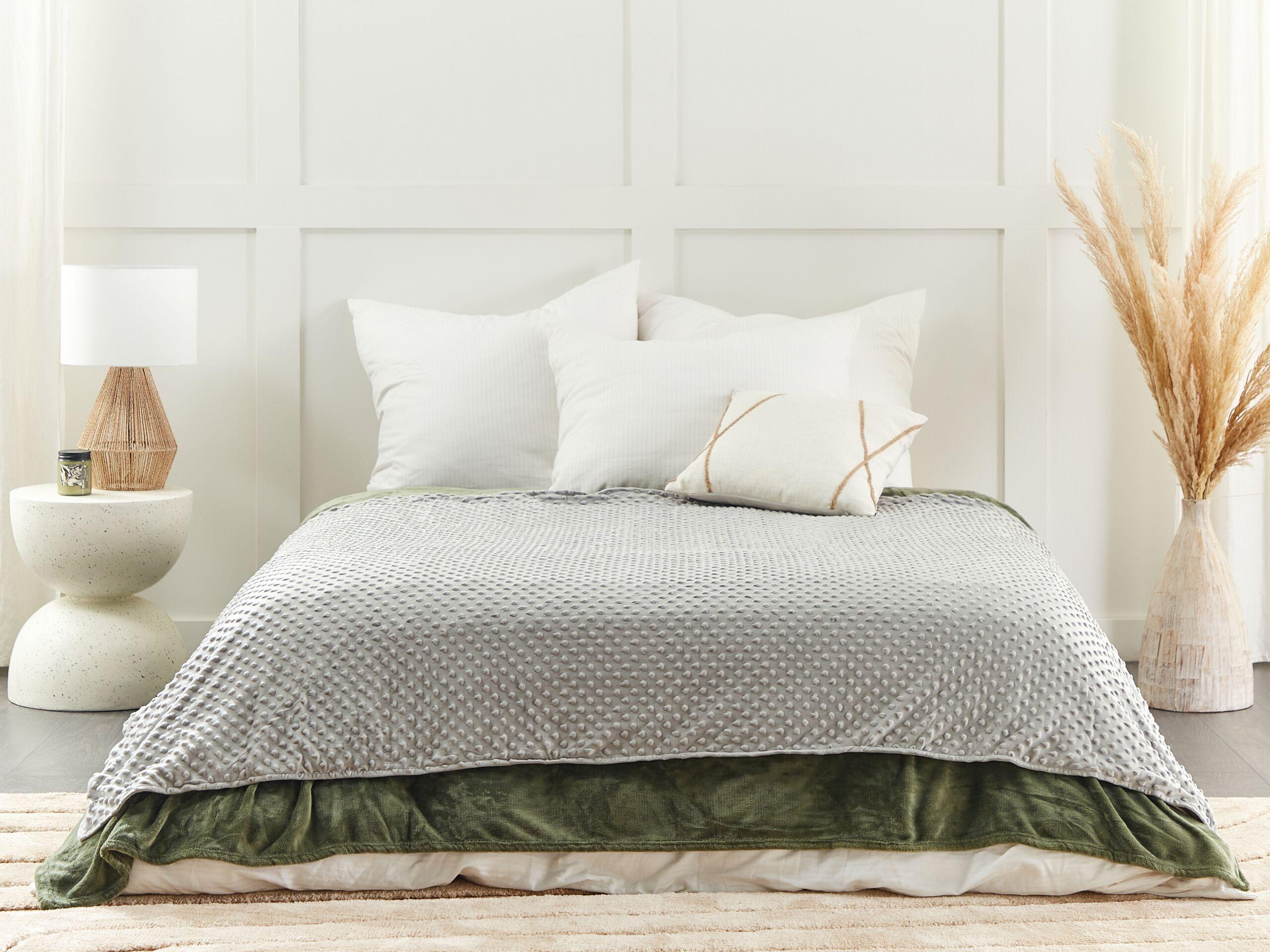 Beliani CALLISTO Housse de couverture lestée moderne en polyester  