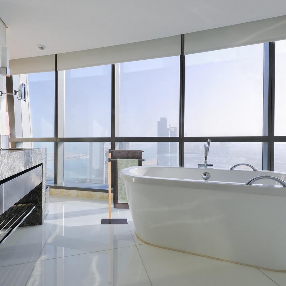 B2X  Porte-serviettes sur pied 