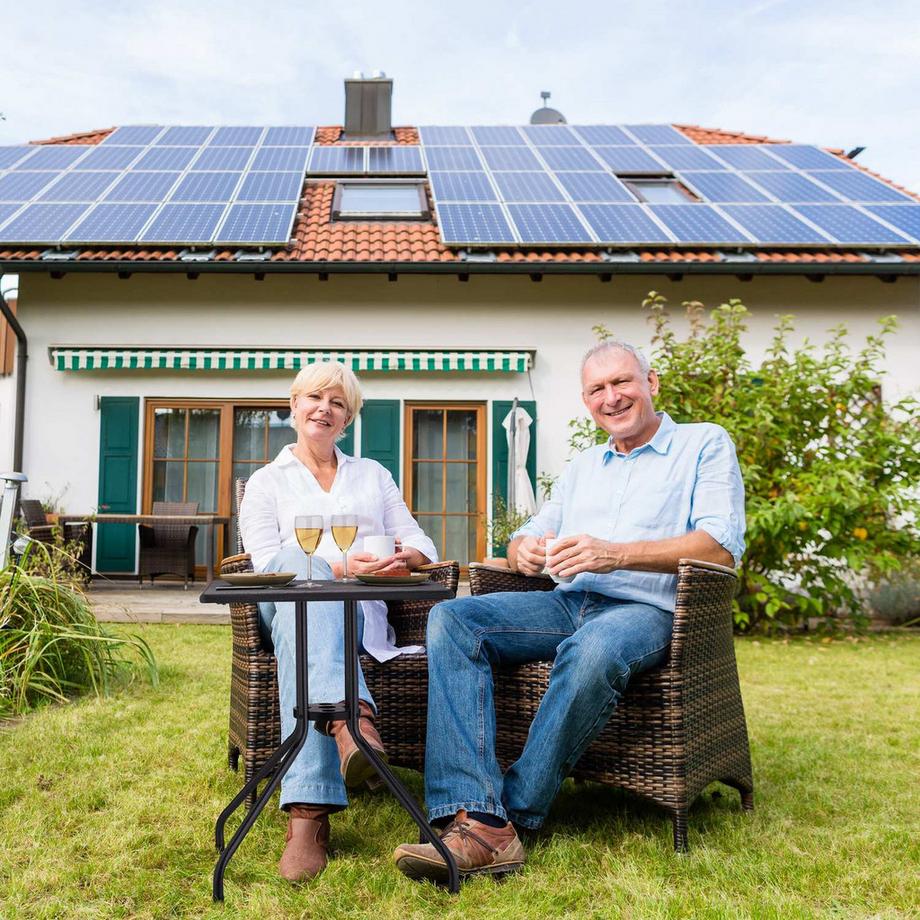 B2X Gartentisch iner Holzoptik  