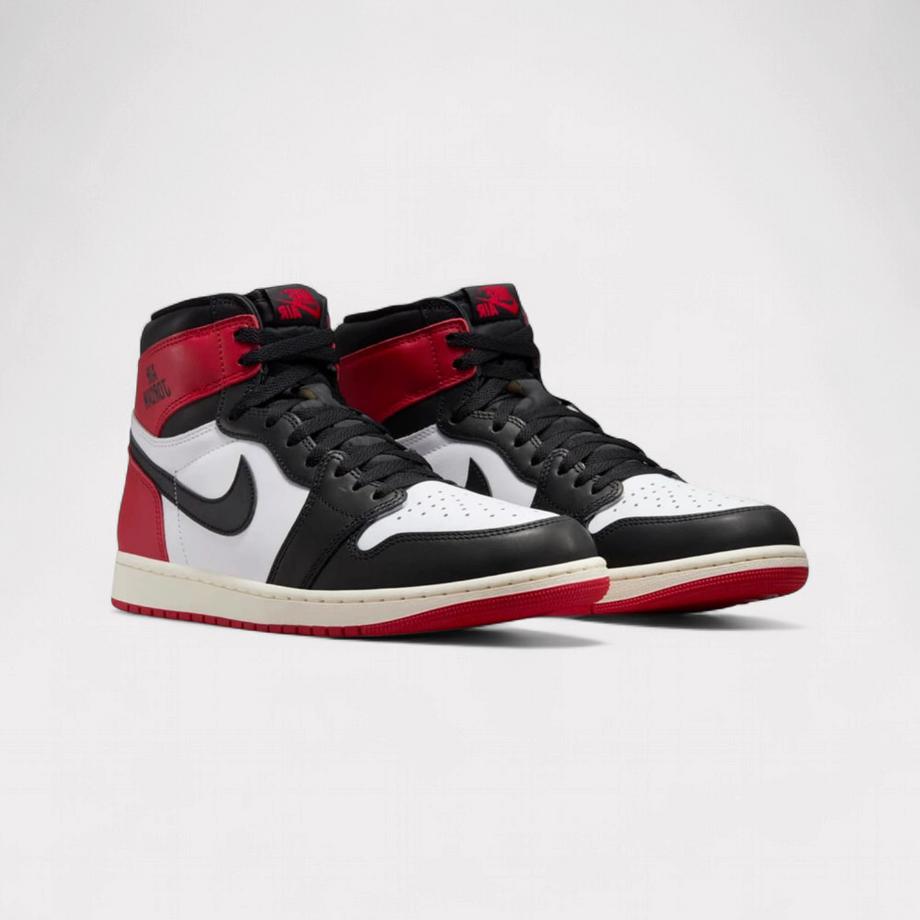 NIKE Air Jordan 1 High OG Sneakers  
