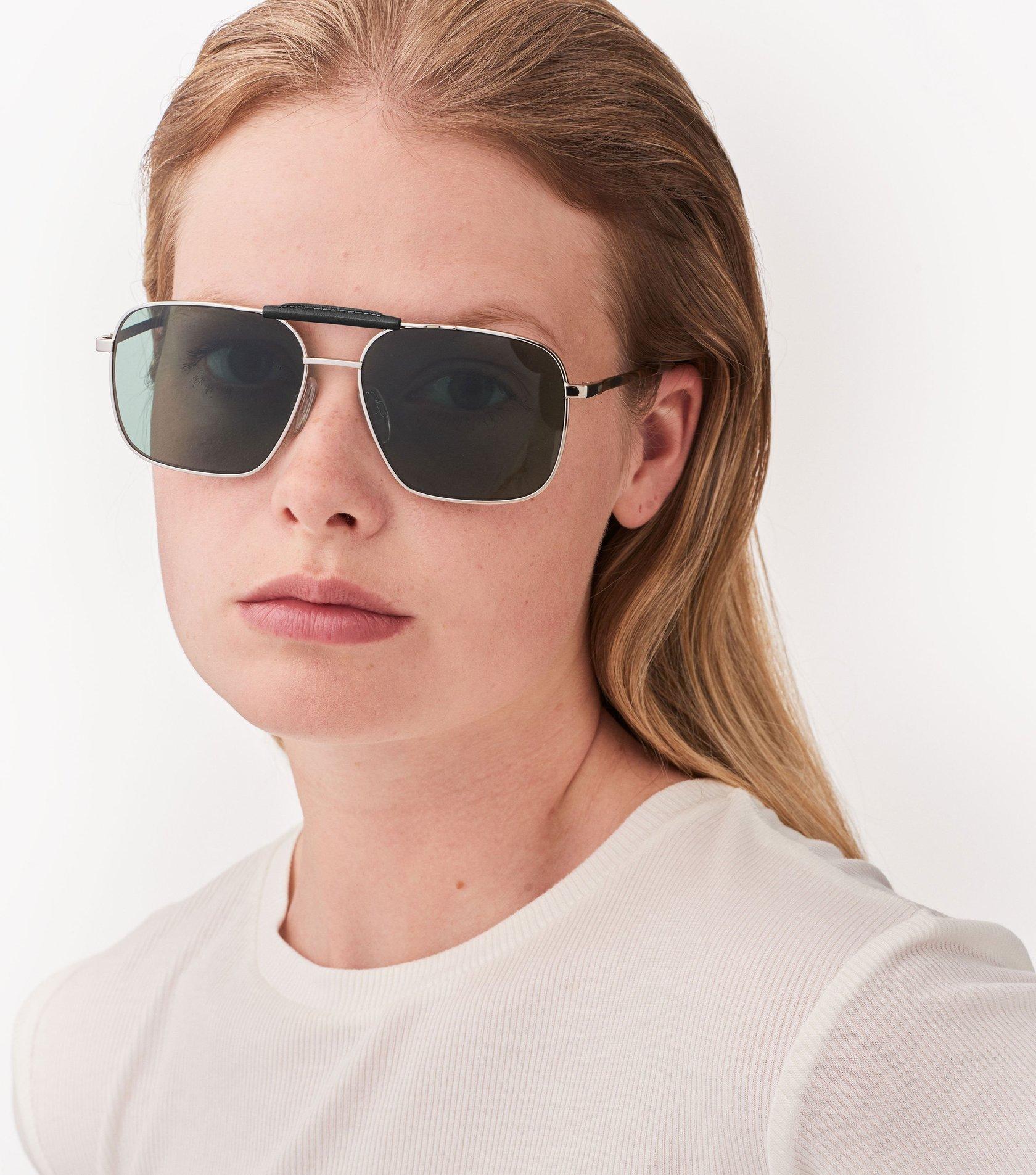 Messy Weekend Lunettes de soleil Ari  