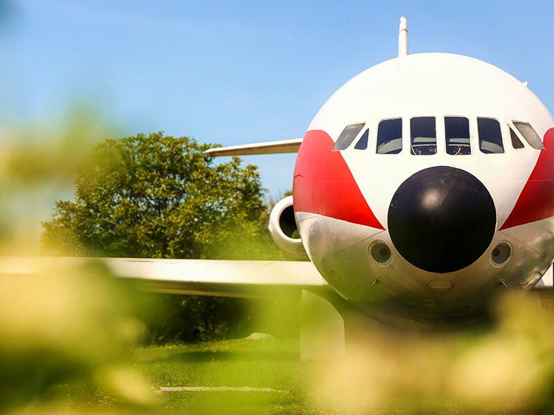 Smartbox  1 Übernachtung mit der Familie in einem Caravelle-Flugzeug in den Vogesen - Geschenkbox 